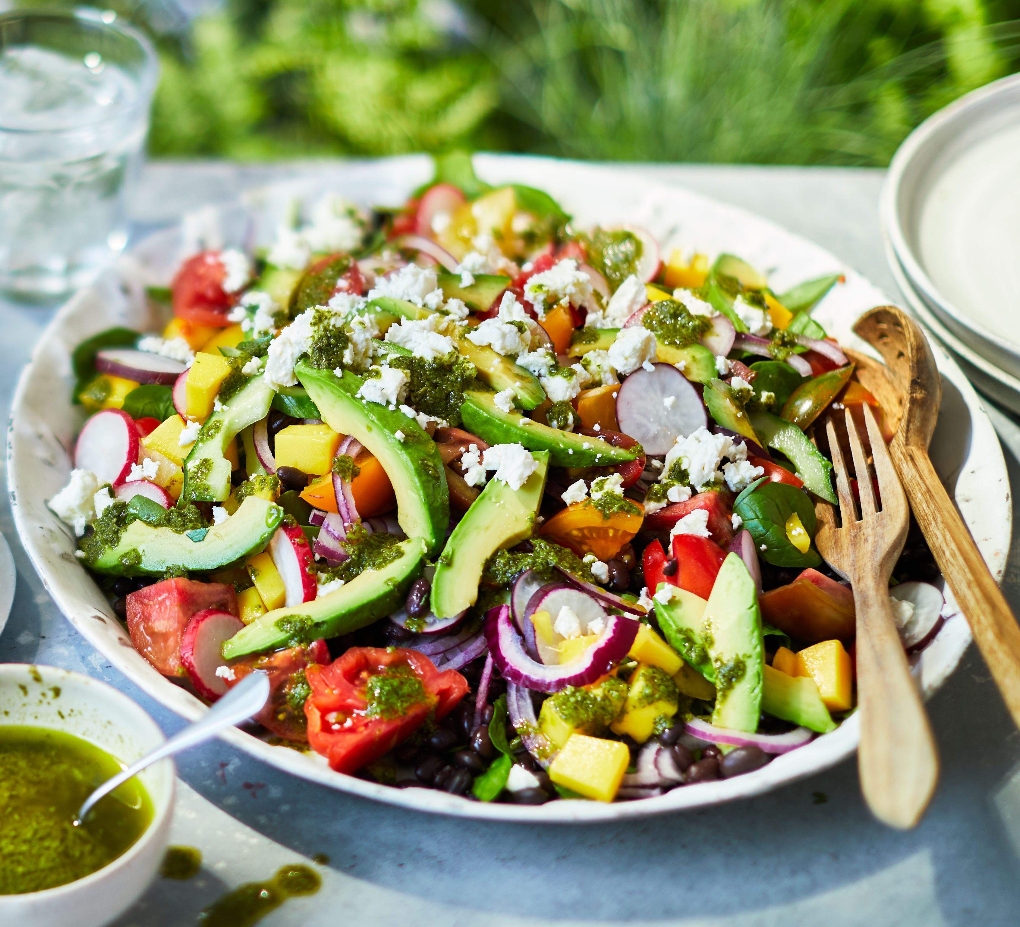 Salad Dressing 101: Mastering the Art of Homemade Vinaigrettes